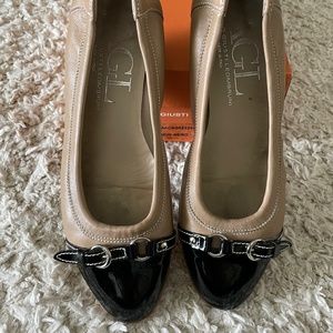AGL Women's Flats (Size 40)